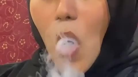 Dubai girl smoking 🚬