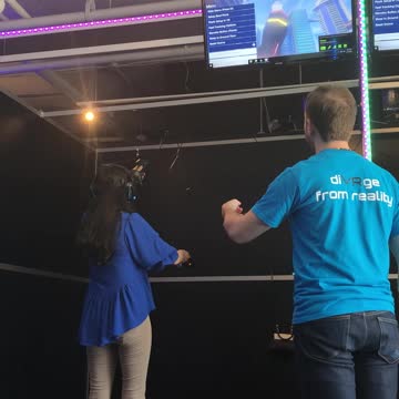 Mom tries VR for the first time, has epic reaction