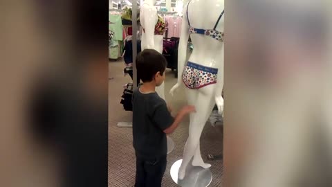 Funny Baby Reaction Seeing MANNEQUIN