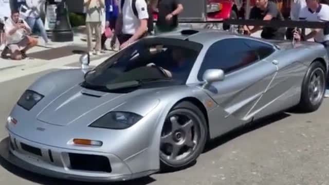 The incredible 1998 McLaren F1 has arrived!!