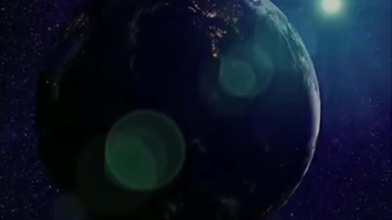 #Earth 😱