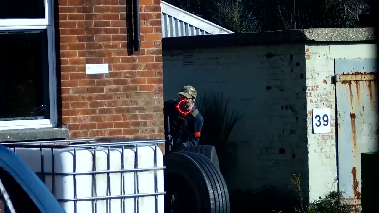 2 Ex British SOLDIERS Take On 50 Airsoft Players. Absolute DOMINATE