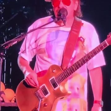 Carlos Santana says there are only 2 sexes at concert