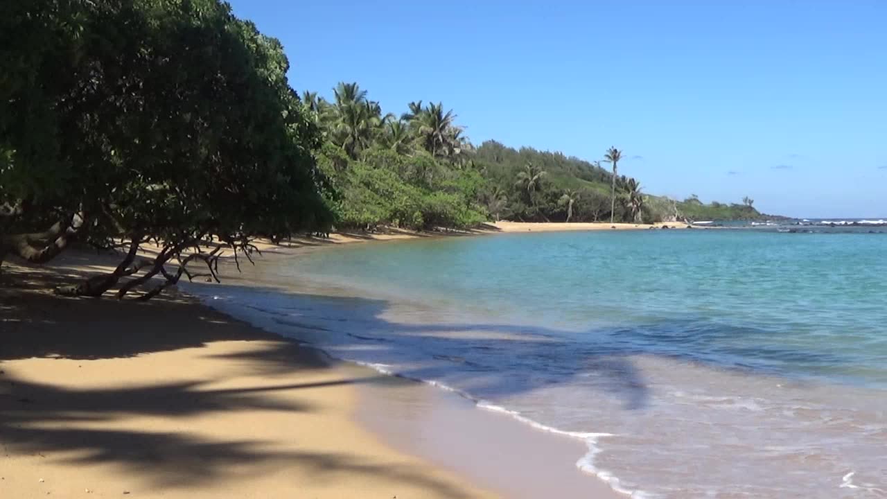 Anahola, HI — Aliomanu Beach