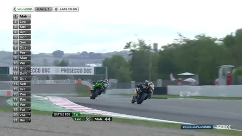 Rain cause havoc in the CLOSING MOMENTS of #WorldSSP Race 1 at Barcelona in 2020 | #CatalanWorldSBK