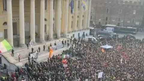 Verona - thousands of anti-mandate protestors stand up to the Italian COVID Police state