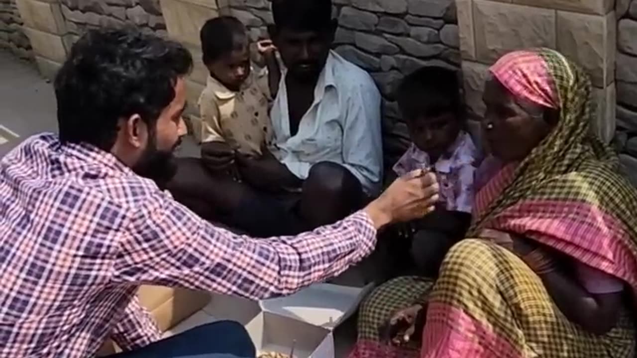 Please Helping the poor people