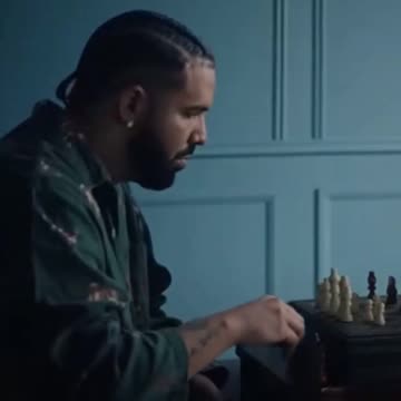 Drake Makes Prediction on Tyson vs Paul Fight.