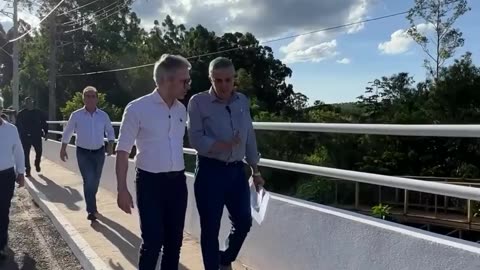 Pra conhecer a realidade tem que gastar a sola do sapato.