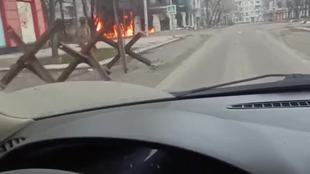 One more building destroyed in Artemovsk