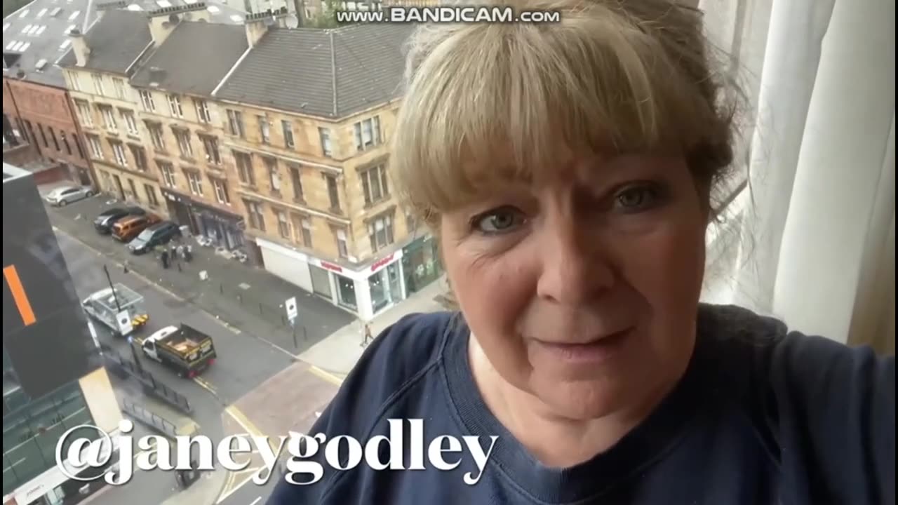 SCOTTISH JANE GODLEY AN ADVOCATE VIRUS JAB PUSHER - SHE GOT CANCER