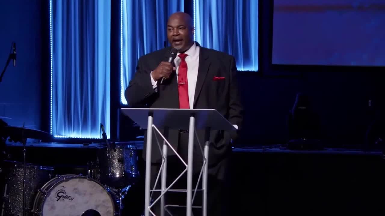 NC Lt. Gov. Pastor Mark Robinson Preaching! on Gun Rights
