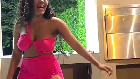 Amapiano Dance Moves 💃🏻💃🏻💃🏻 #africa #tribeafrica #shortsafrica #amapiano #dance #dancechallenge
