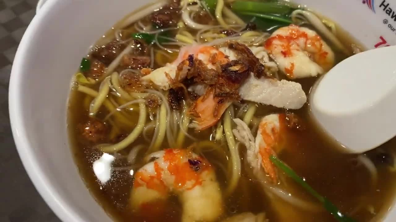 Prawn Mee Noodles that won 1st place in Singapore Hawker Street Food