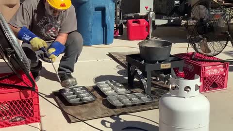 Turning wheel weights in to ingots