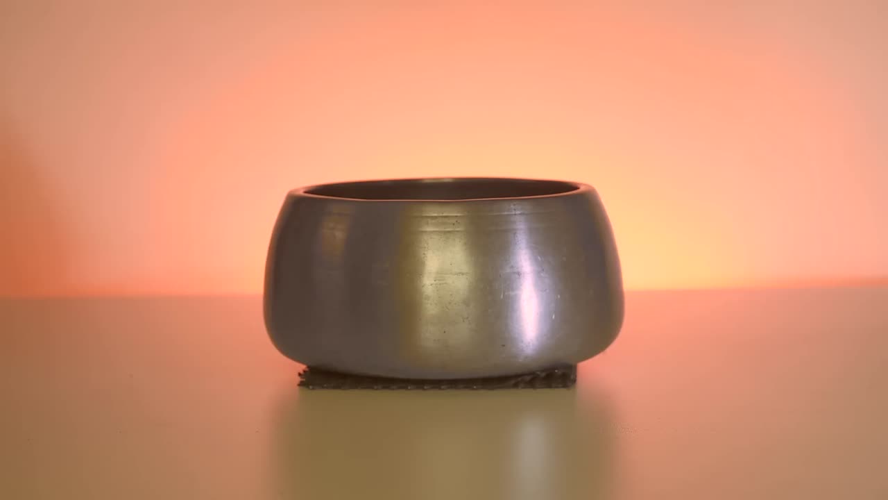 528 Hz Singing bowl sound