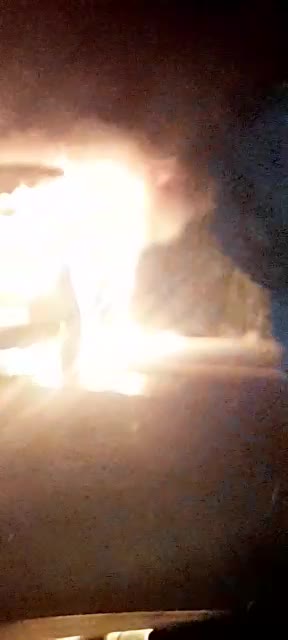 Por fallas mecánicas, taxi se incendió en vía a Turbaco