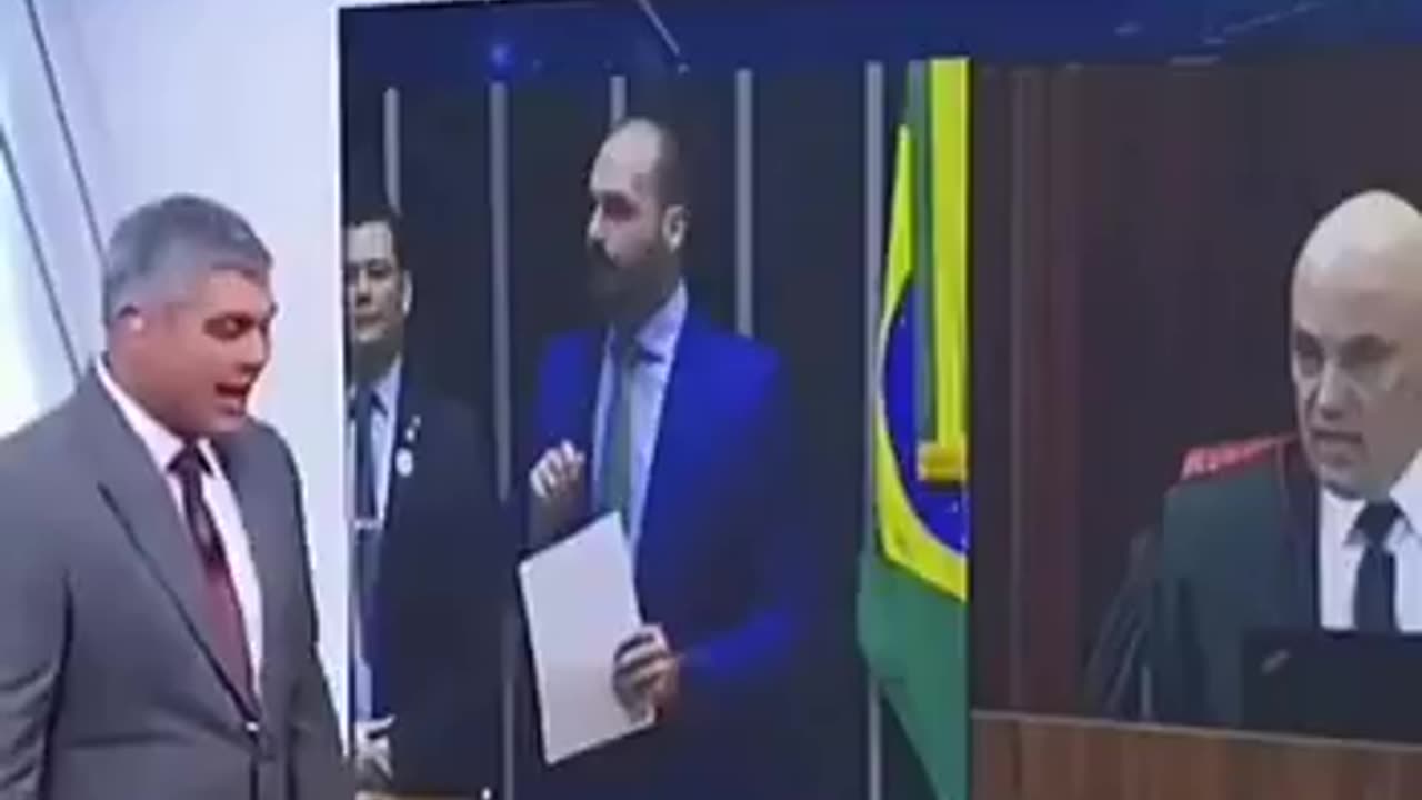 ÁUDIO VAZADO QUE COMPROMETE ALEXANDRE DE MORAES,discute sobre suas intenções e o pedido dele de uso de criatividade nos processos para incriminar inocentes