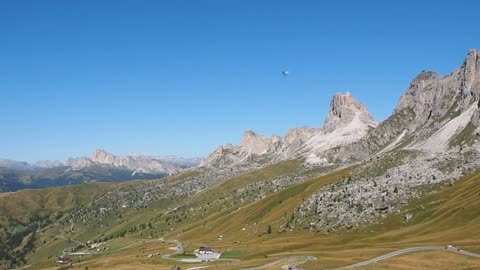 THE FAMOUS MOUNTAIN'S OF THE WORLD