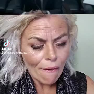 Let's Rumble Close your mouth