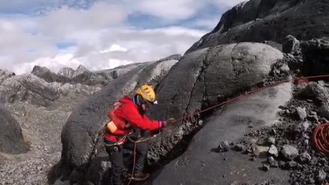 Climbing Mount Jaya Wijaya