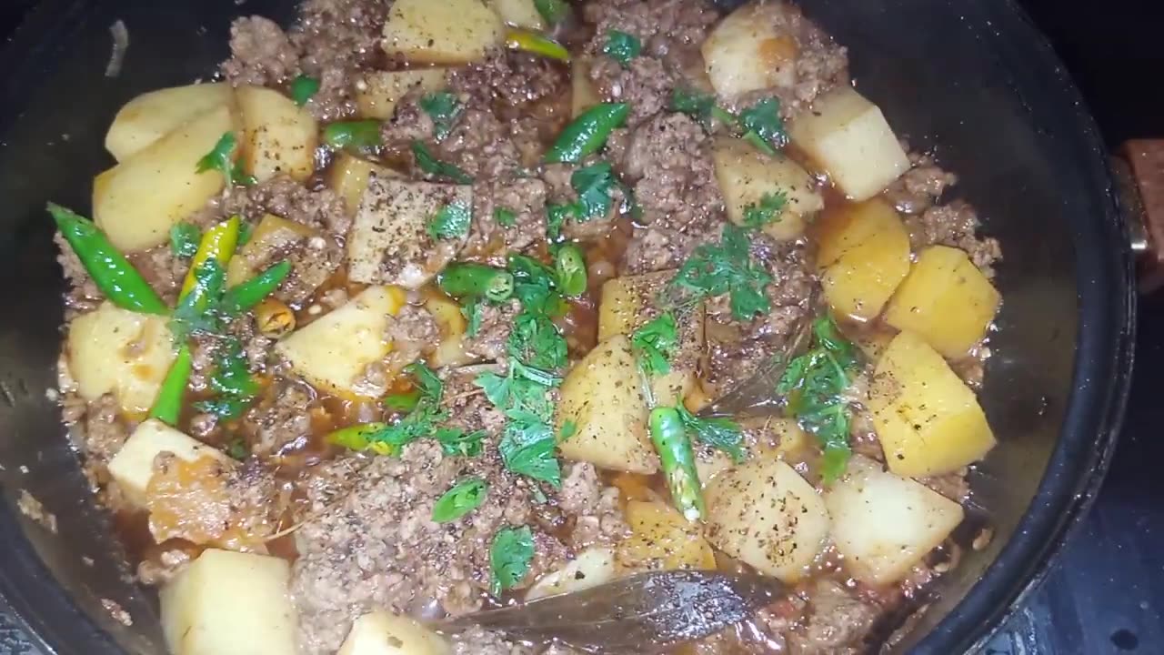 Qeema Aloo ki Unique and Easy Recipe