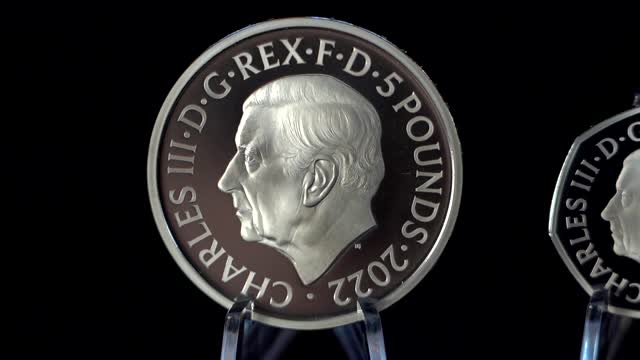 First coins featuring new British King unveiled