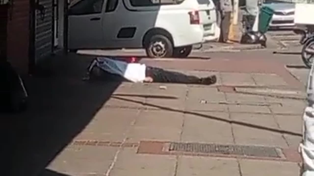Man allegedly commits suicide after being pursued by police in Durban