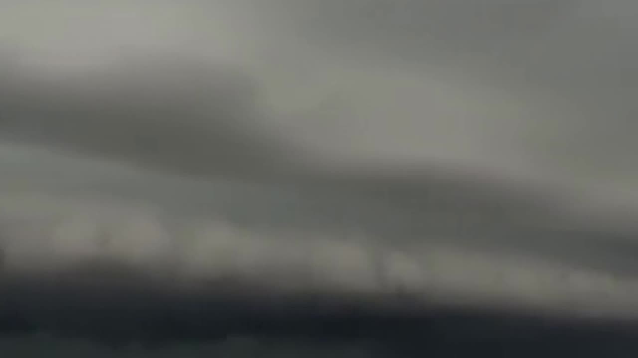 Unbelievable Big Storm Record: Witness the Massive Dark Cloud Taking Over the Sky! #naturewonders