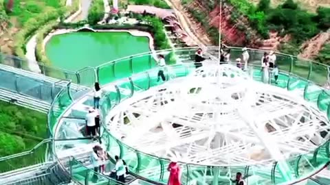 Largest suspension glass bridge