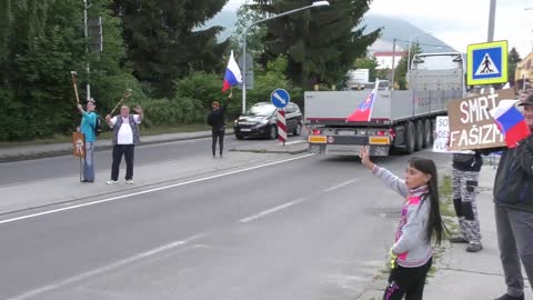 10.6.2022 Vrútky - SLOBODNÍ OBČANIA TURCA znovu transparentami dali najavo nespokojnosť s touto zločineckou vládou