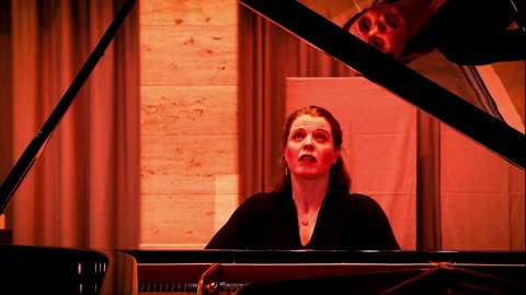 Genius musician Amadeus&Carolin „En suspens – In der Schwebe“