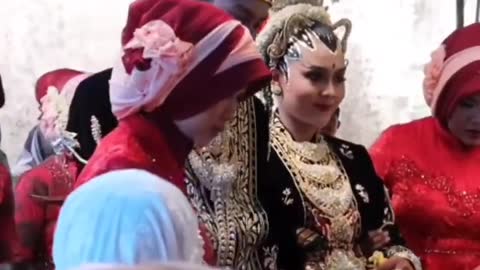 Indonesia का ये रिवाज आपको चौंका देगा शादी करने के 3 दिनों तक कोई टॉयलेट नहीं जा सकता #shorts