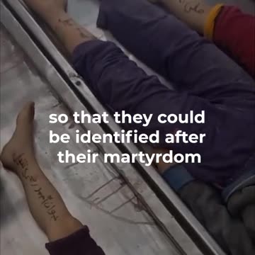 ►▶️ Gaza parents writing the names on their children's bodies ahead of disaster.
