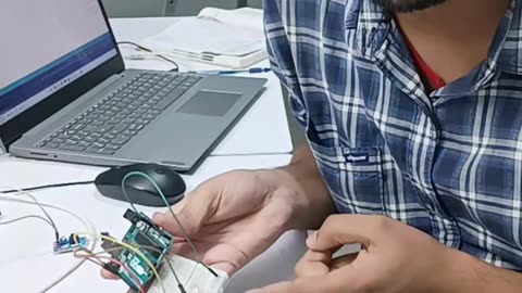 Multiple Led Blinking Using Arduino | STEM & Robotics Projects | EduVitae Services #road #robotics