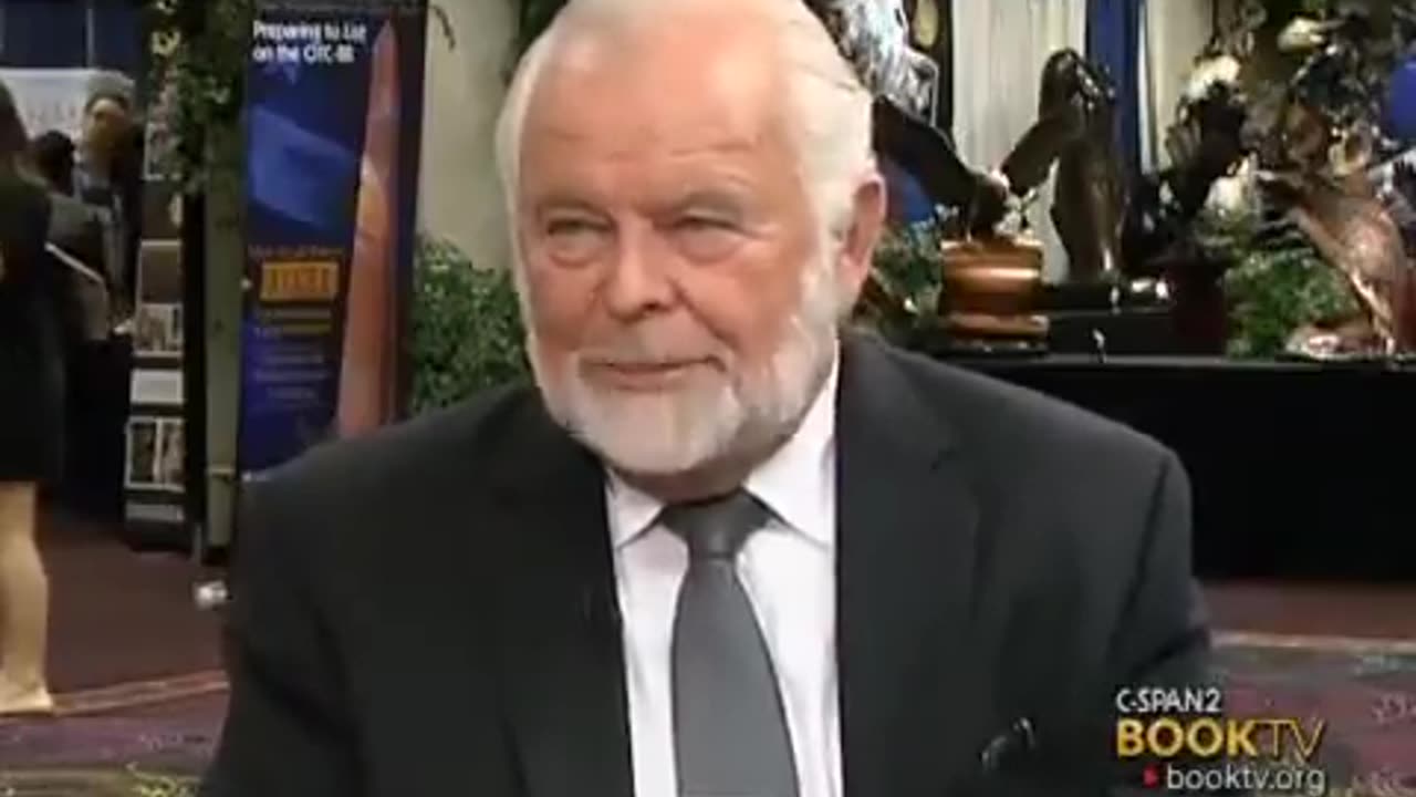 Edward Griffin explains what the Federal Reserve System