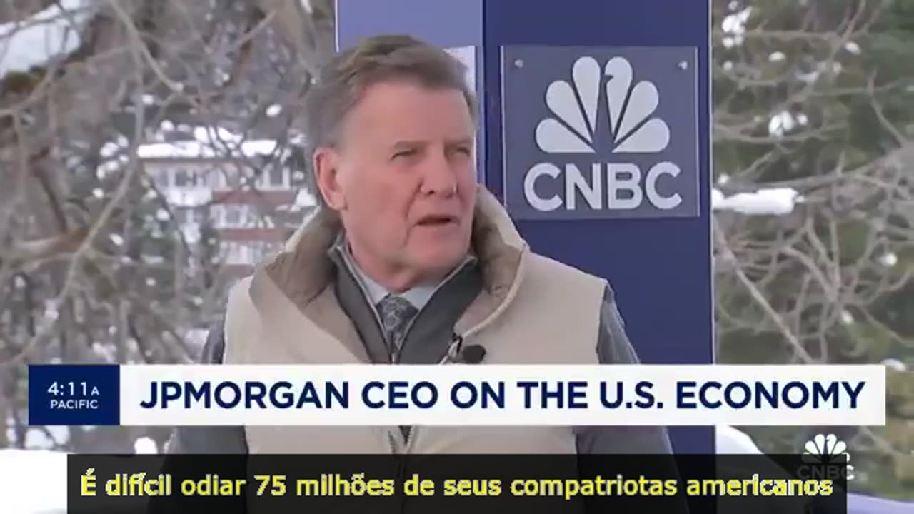 O CEO do JPMorgan, Jamie Dimon, diz que as pessoas estão votando em Trump porque...