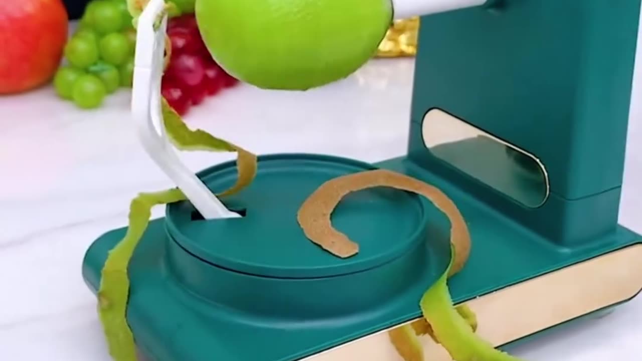 Interesting Machine For Peeling Fruits And Vegetables~There Is Even A Special Attachment To Divid Fruit Into Convenient Slices