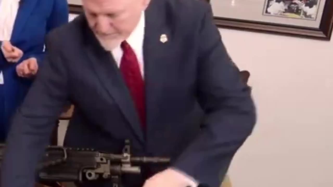 ATF agent can’t disassemble a Glock