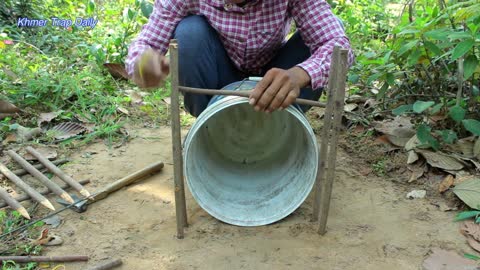 Tiger Cat Trap Make From Plastic Container And Wood - Traditional Tiger Cat Trap Work 100%