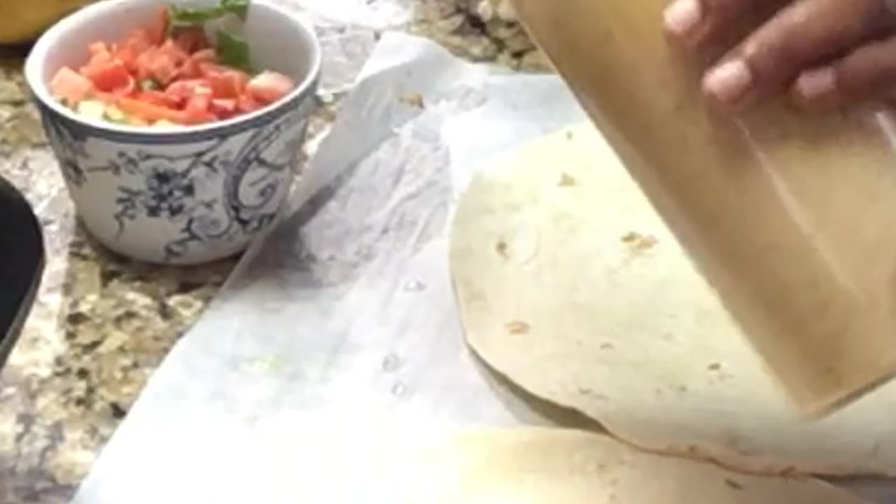 1Game Changer Savory Chickpea Hummus Wraps #short, #Yummy