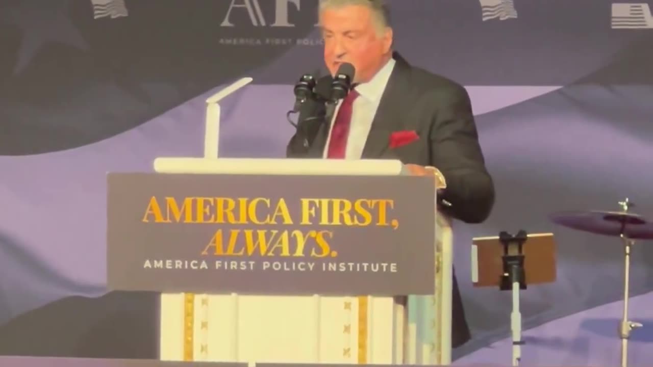 WAIT WHAT? Sylvester Stallone is a Trump supporter?