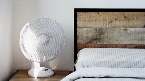 Oscilating Fan sound to relax or sleep (1 hour of white noise)