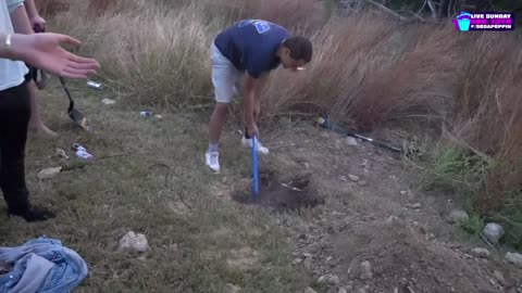 DIGGING A 5 FOOT DEEP HOLE #1 erob
