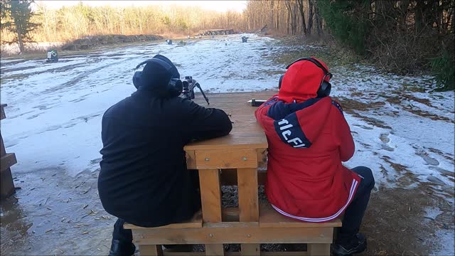 6.5 grendel vs 5.56 200 yards steel target
