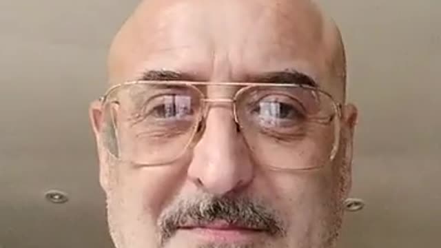 "En una España a oscuras" 2 Temporada Capítulo 8 (Directo Facebook)