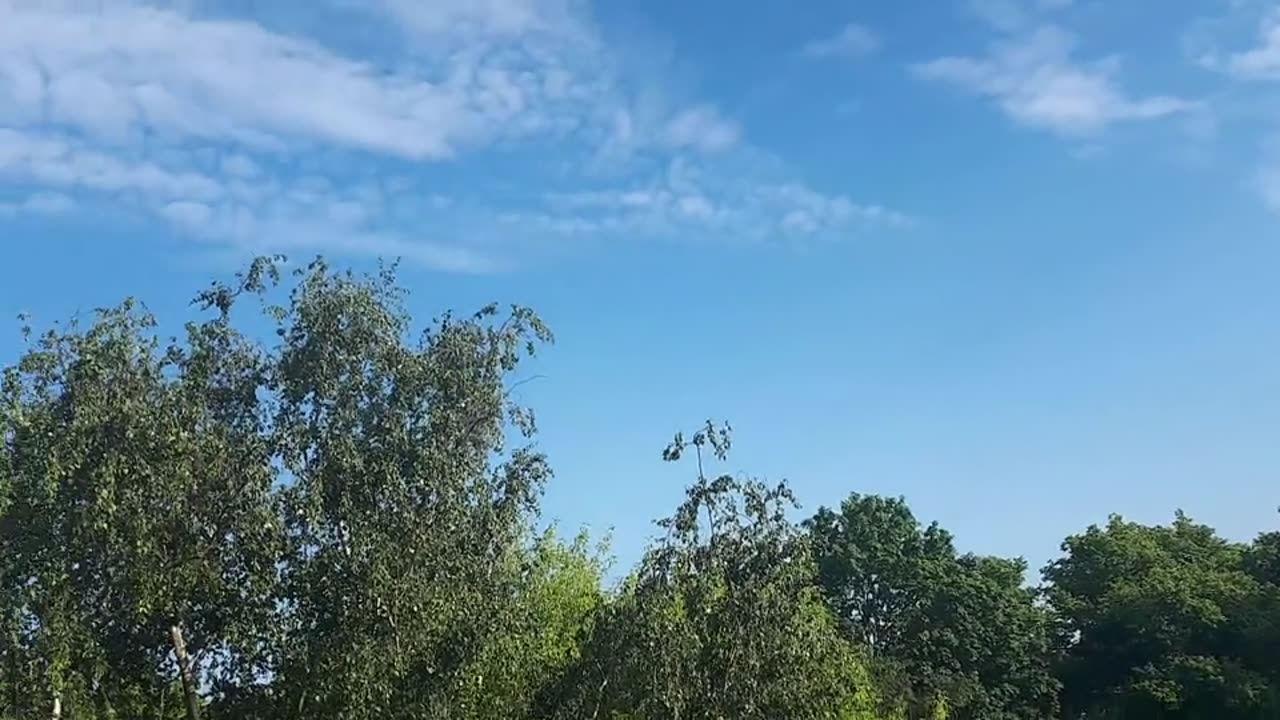 Himmel in Berlin am 28.05.2023 um 18:30 Uhr