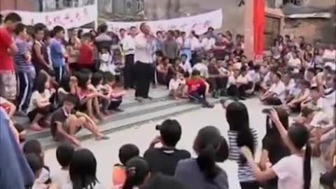 Grávida Presa em “Campo de Reeducação Pelo Trabalho” na China