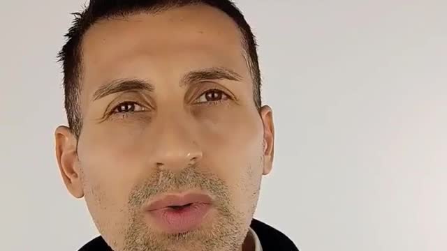 Vre sa obtii o pasta fina si frumoasa. Cum spui in Engleza?