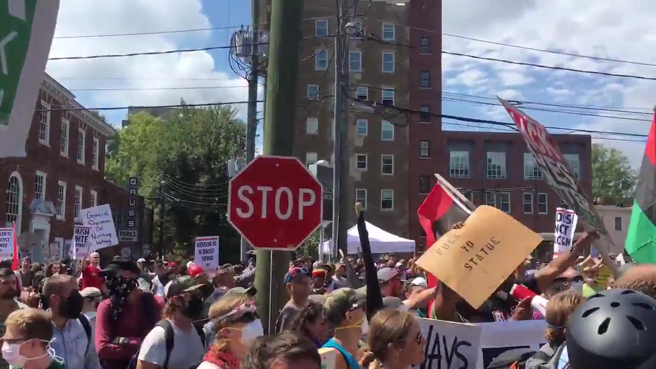 Aug 12 2017 Charlottesville 2.1.2 things being thrown at each other